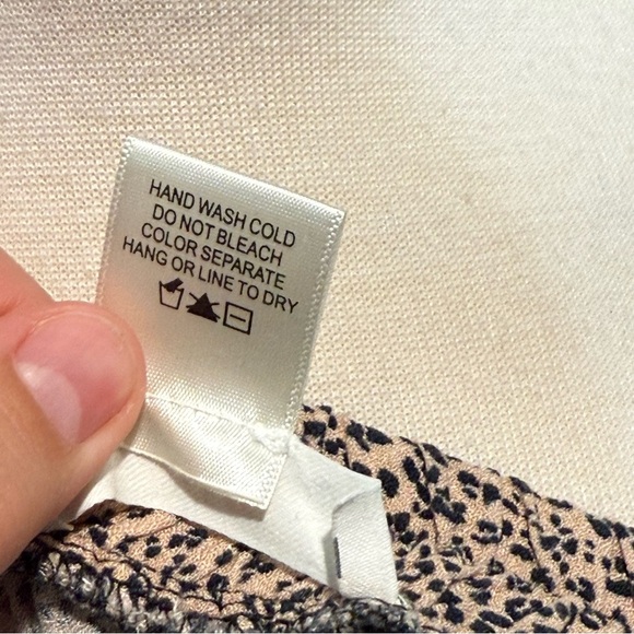 URBAN Romantics Tan Midi Wrap Skirt with Tie Front cheetah leopard print L Rayon - Picture 5 of 5